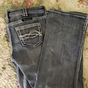 Cowgirl Tuff Jeans 26x35